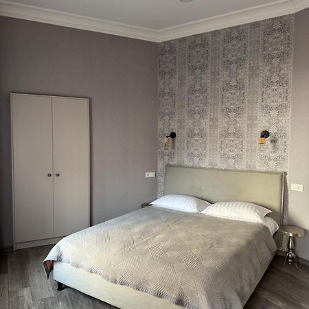 Chikhi Apartment Tbilisi Ngoại thất bức ảnh