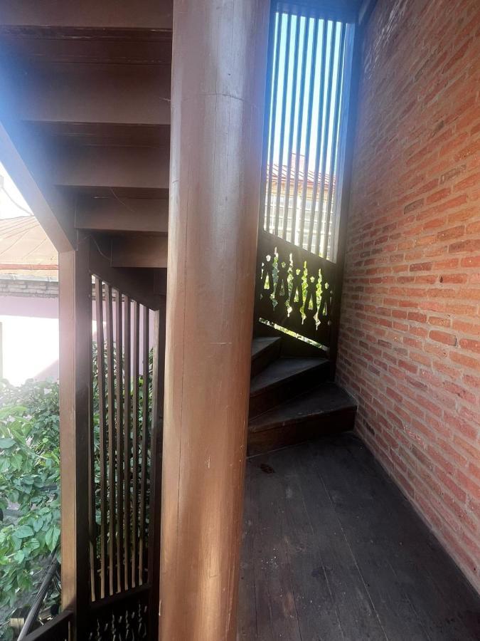 Chikhi Apartment Tbilisi Ngoại thất bức ảnh