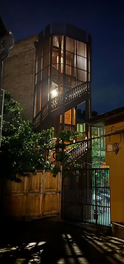 Chikhi Apartment Tbilisi Ngoại thất bức ảnh