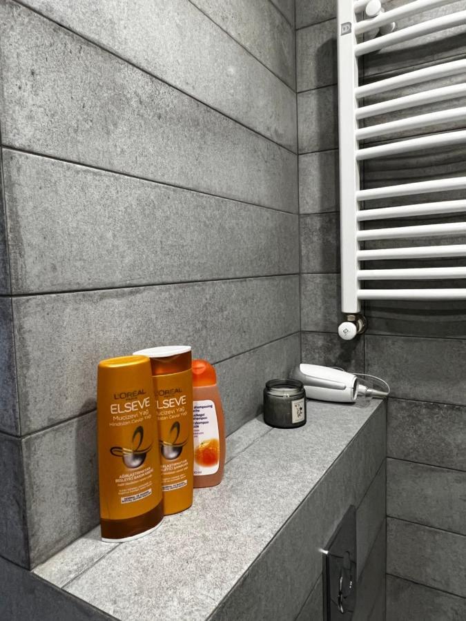 Chikhi Apartment Tbilisi Ngoại thất bức ảnh